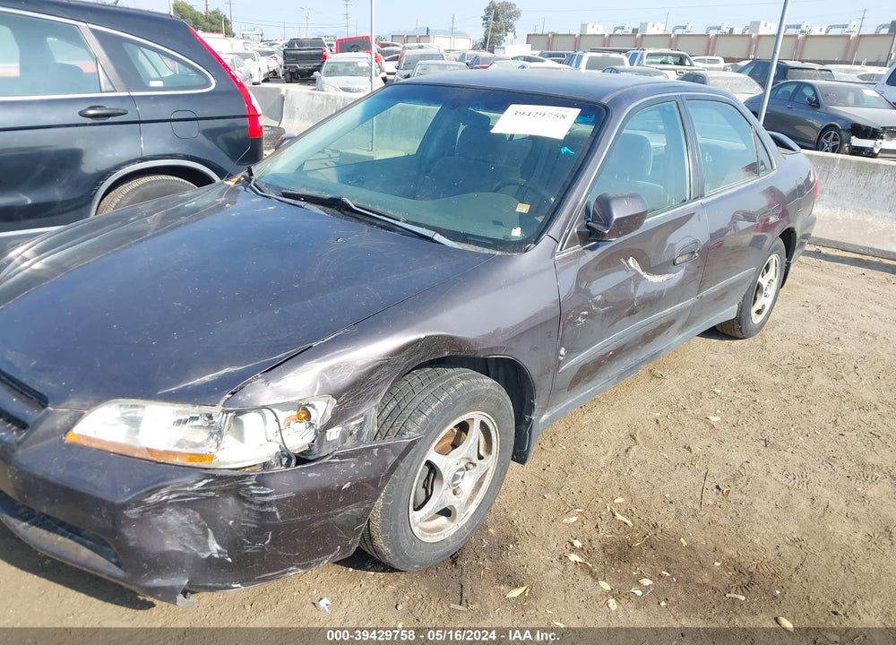 1999 HONDA ACCORD LX VIN: JHMCG5645XC031042