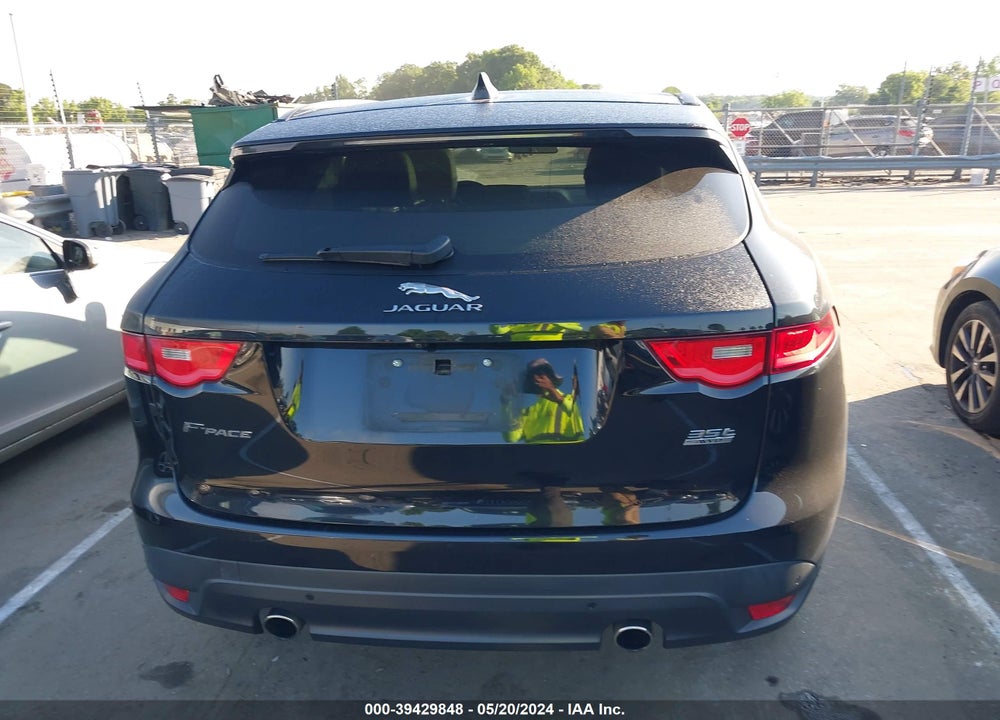 2017 JAGUAR F-PACE 35T PREMIUM VIN: SADCJ2BV7HA073584
