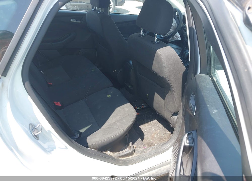 2017 FORD FOCUS SE VIN: 1FADP3K25HL249892