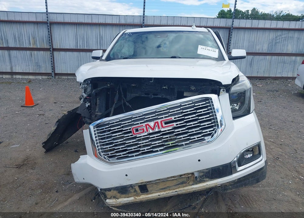 2017 GMC YUKON DENALI VIN: 1GKS2CKJ8HR202249