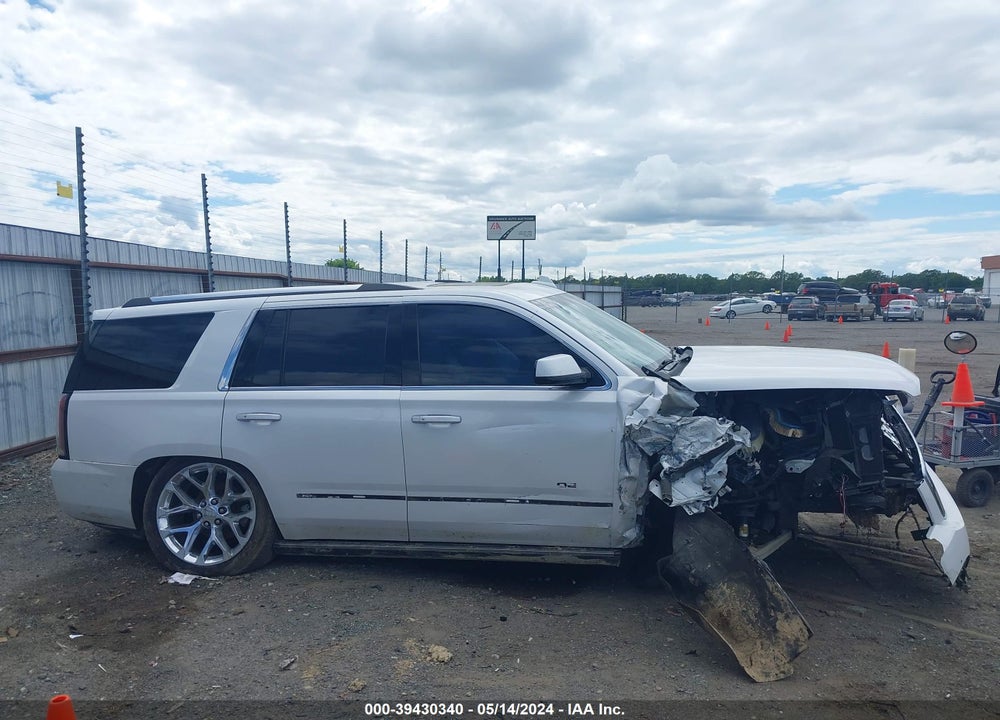 2017 GMC YUKON DENALI VIN: 1GKS2CKJ8HR202249