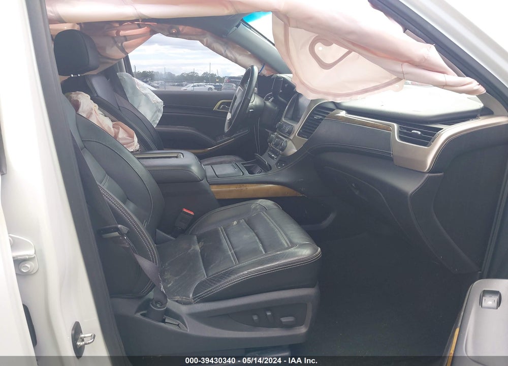 2017 GMC YUKON DENALI VIN: 1GKS2CKJ8HR202249