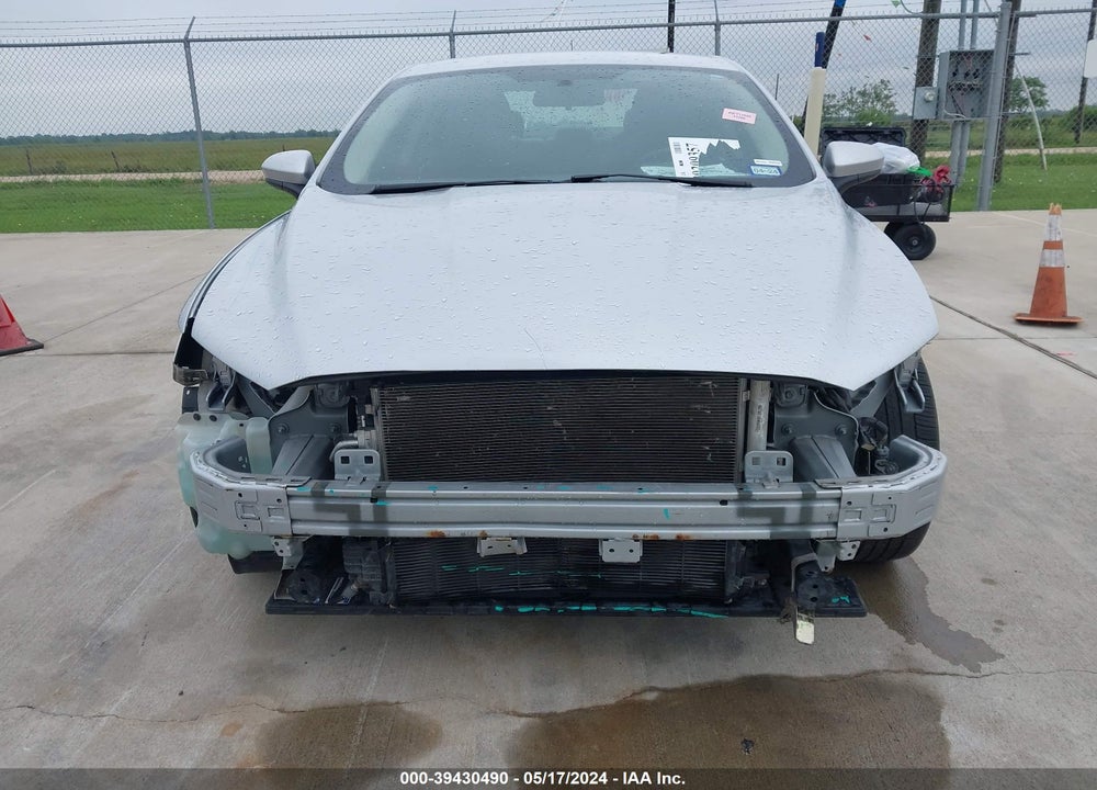 2018 FORD FUSION SE VIN: 3FA6P0HD8JR154038