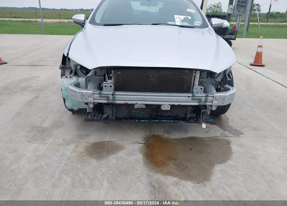 2018 FORD FUSION SE VIN: 3FA6P0HD8JR154038
