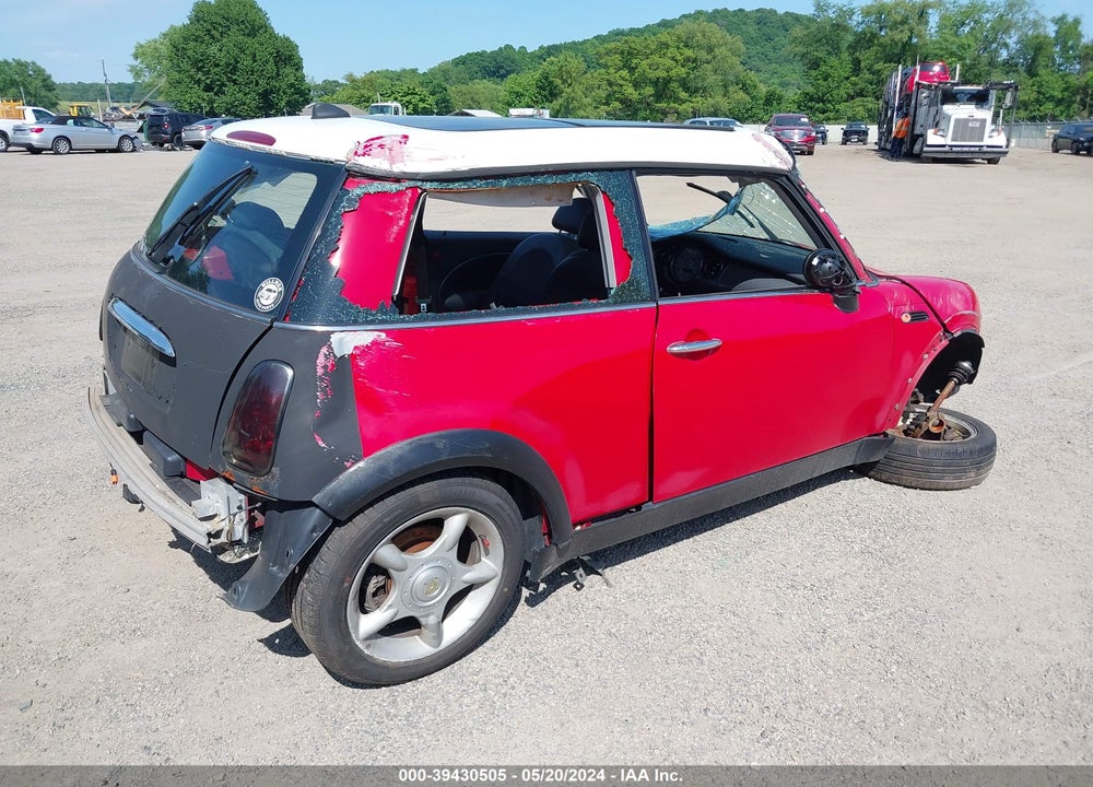 2005 MINI COOPER VIN: WMWRC33505TJ73432