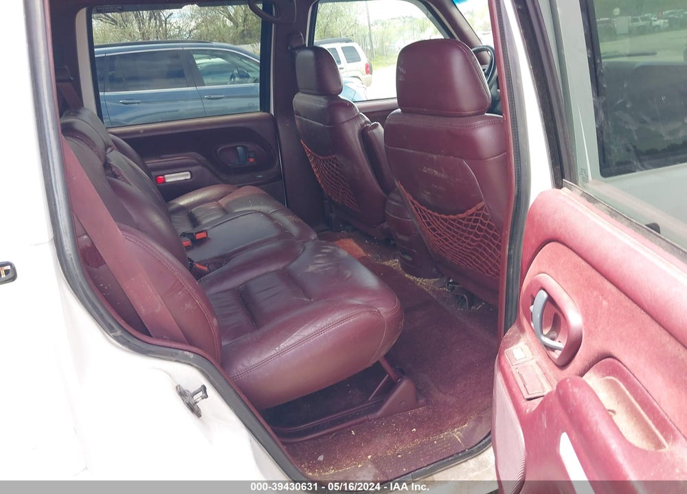 1999 GMC YUKON SLE VIN: 1GKEK13R5XJ760143