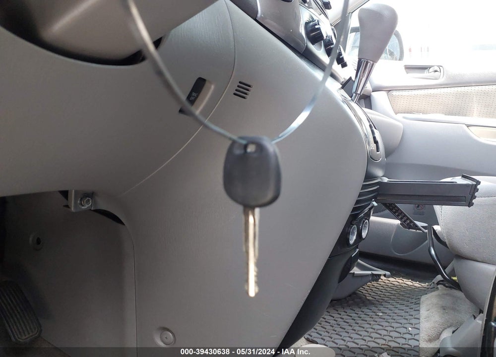 2008 TOYOTA SIENNA LE VIN: 5TDZK23C28S209848