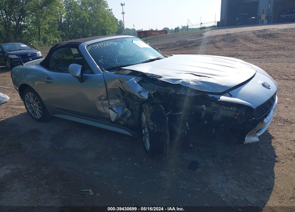 2018 FIAT 124 SPIDER CLASSICA VIN: JC1NFAEK2J0134513