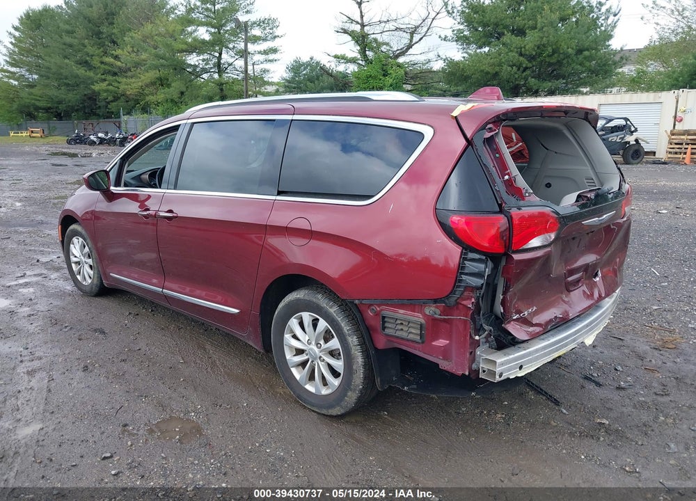 2019 CHRYSLER PACIFICA TOURING L VIN: 2C4RC1BG9KR700641