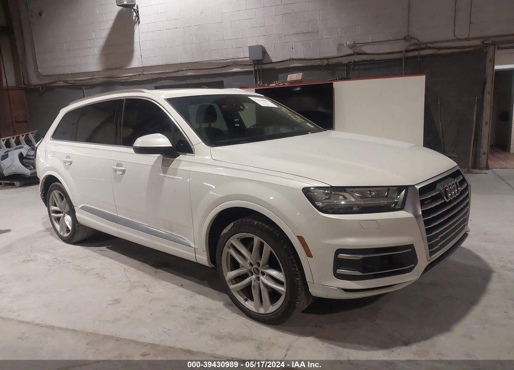 2017 AUDI Q7 3.0T PREMIUM VIN: WA1VAAF70HD014461