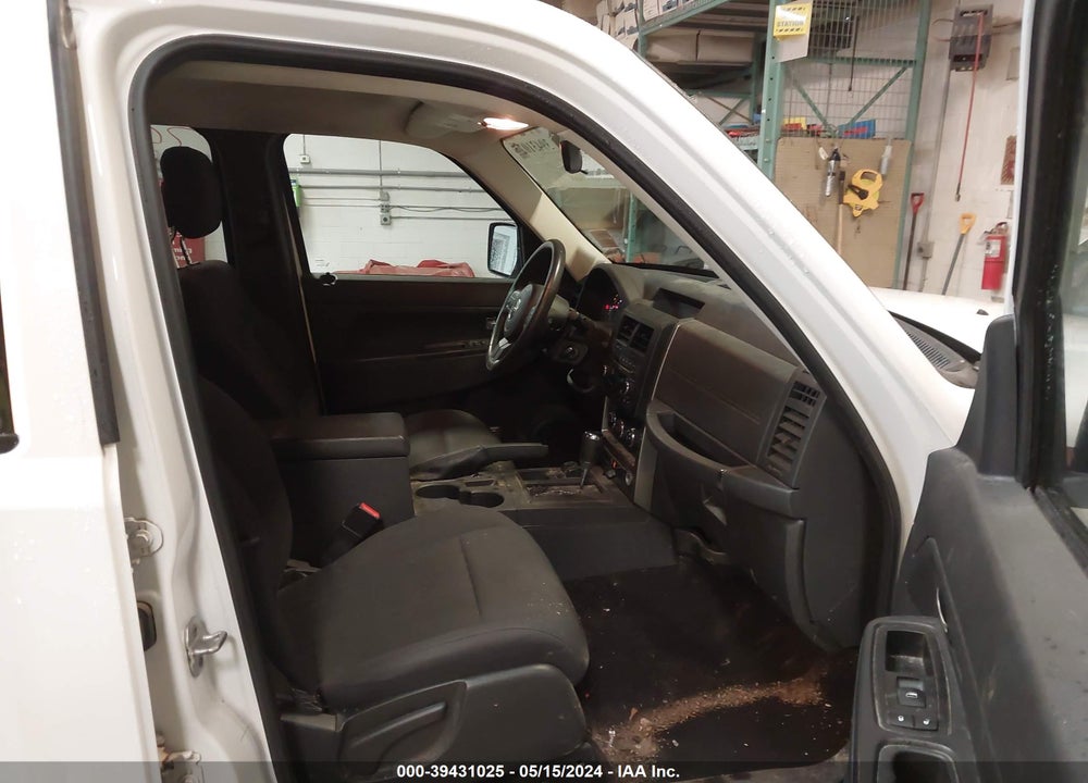 2011 JEEP LIBERTY SPORT VIN: 1J4PN2GK3BW557644