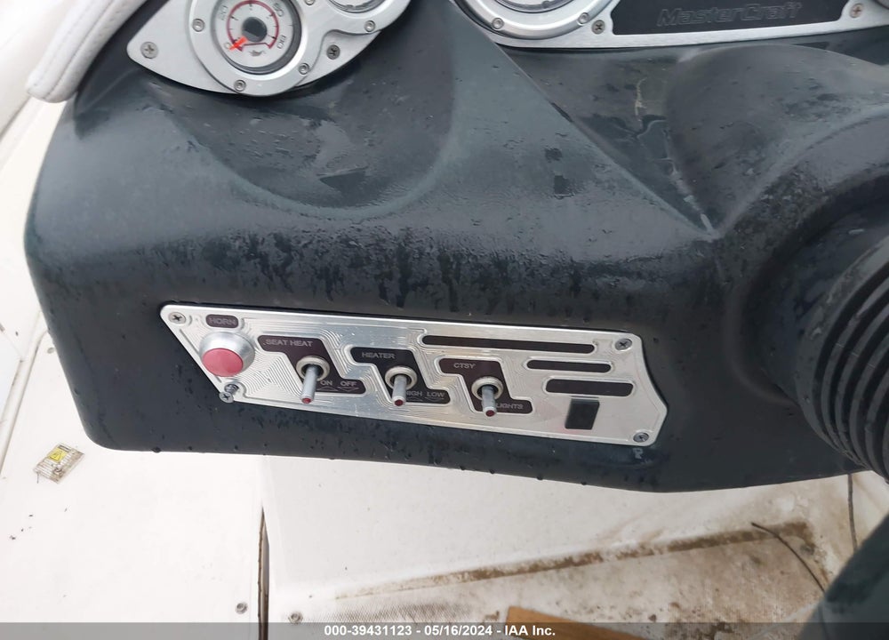 2009 MASTERCRAFT BOAT VIN: MBCNUHB7B909