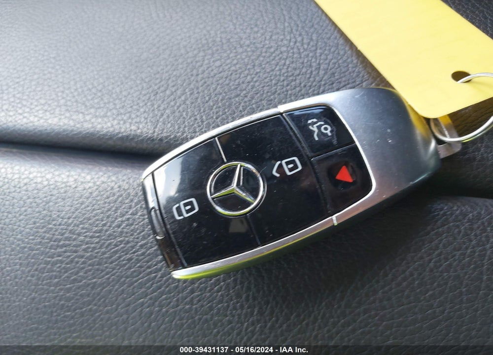 2017 MERCEDES-BENZ E 300 4MATIC VIN: WDDZF4KB0HA113177