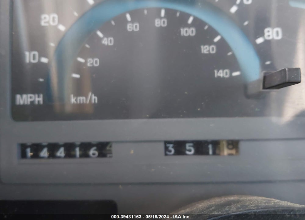 1992 CHEVROLET S TRUCK S10 VIN: 1GCCS14R3N8142163