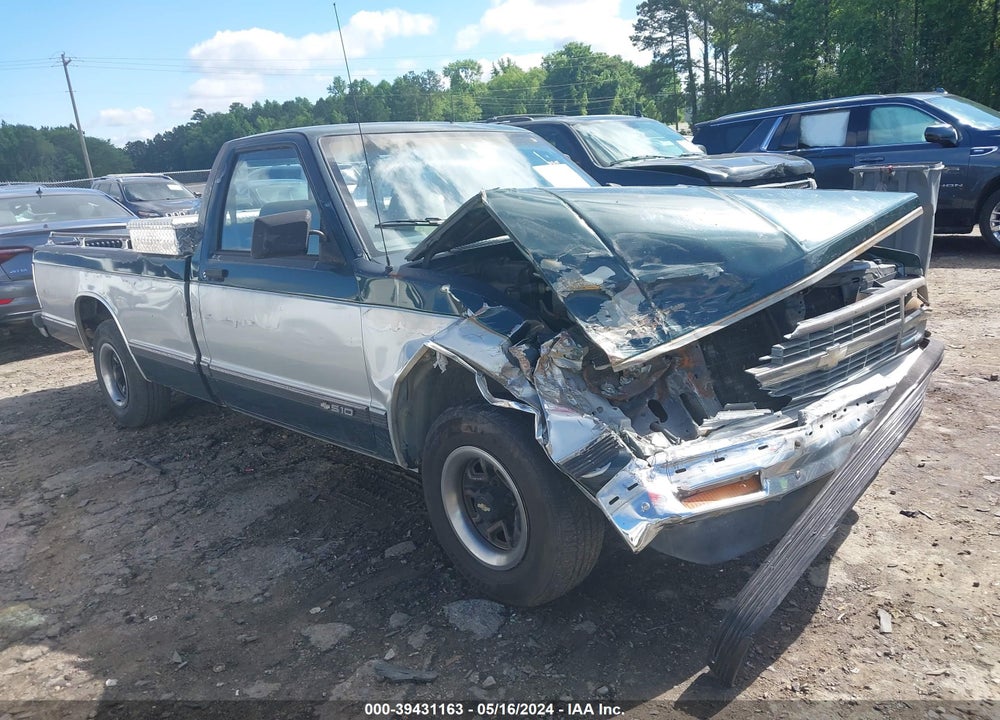 1992 CHEVROLET S TRUCK S10 VIN: 1GCCS14R3N8142163