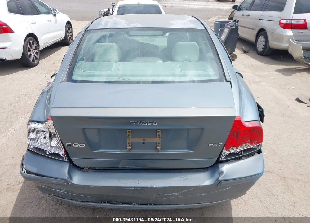 2005 VOLVO S60 2.5T VIN: YV1RS592052440518