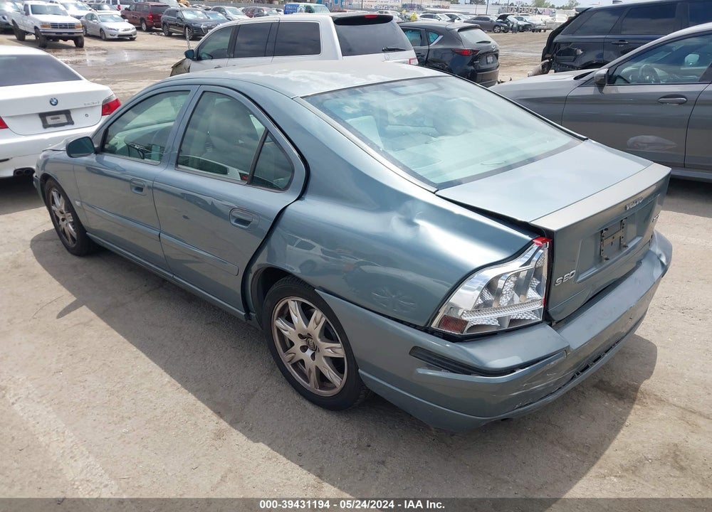 2005 VOLVO S60 2.5T VIN: YV1RS592052440518