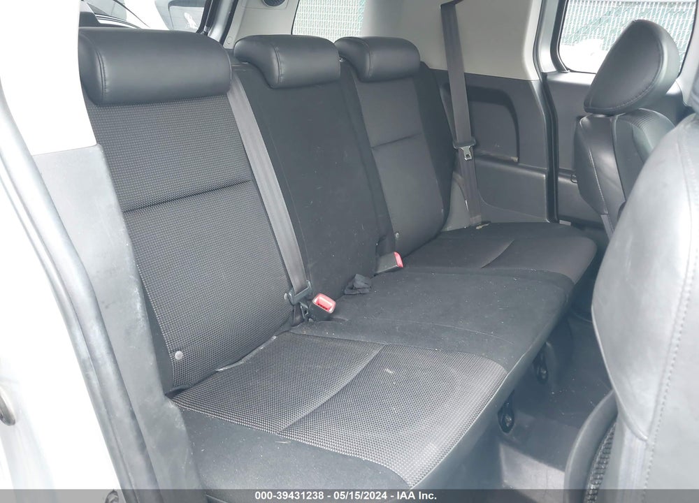2007 TOYOTA FJ CRUISER VIN: JTEBU11F370021274