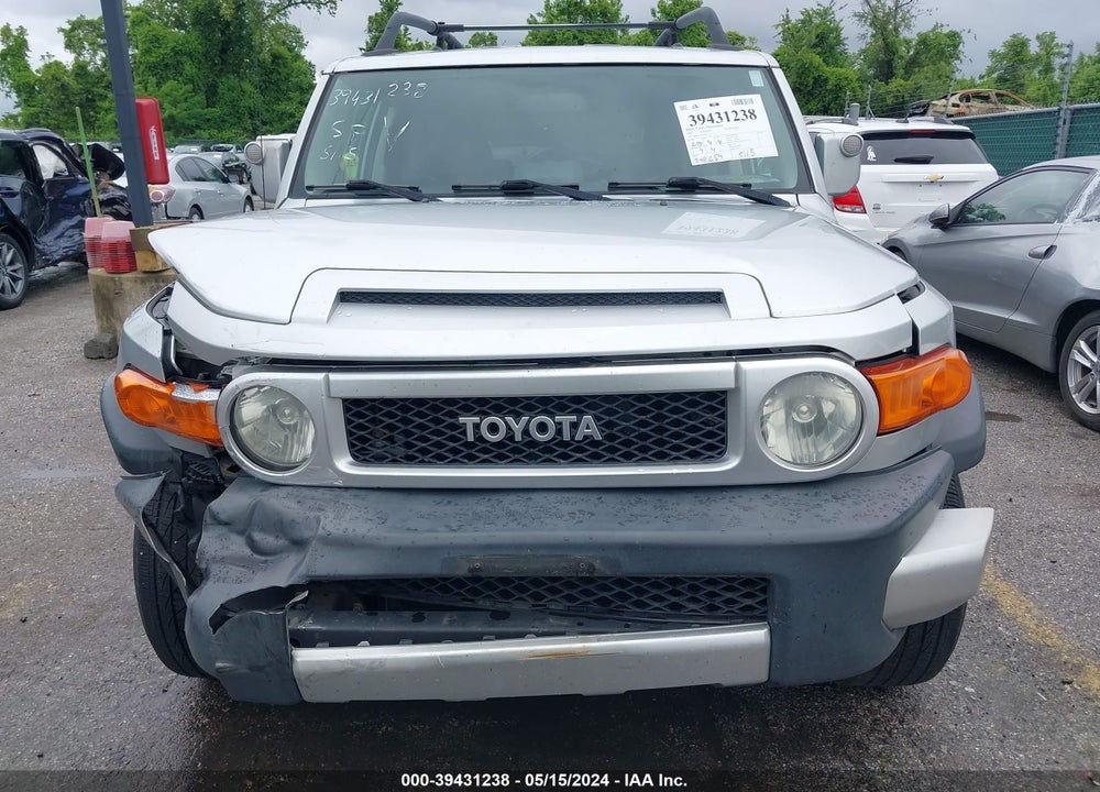 2007 TOYOTA FJ CRUISER VIN: JTEBU11F370021274