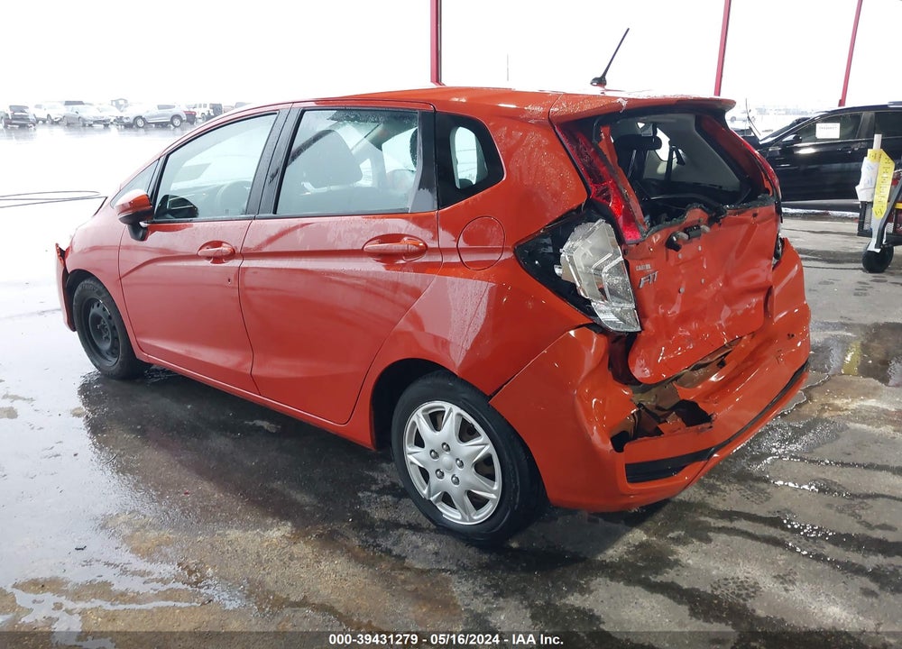 2019 HONDA FIT LX VIN: 3HGGK5H48KM713596