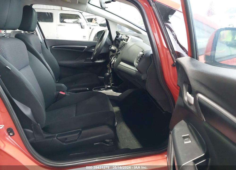 2019 HONDA FIT LX VIN: 3HGGK5H48KM713596