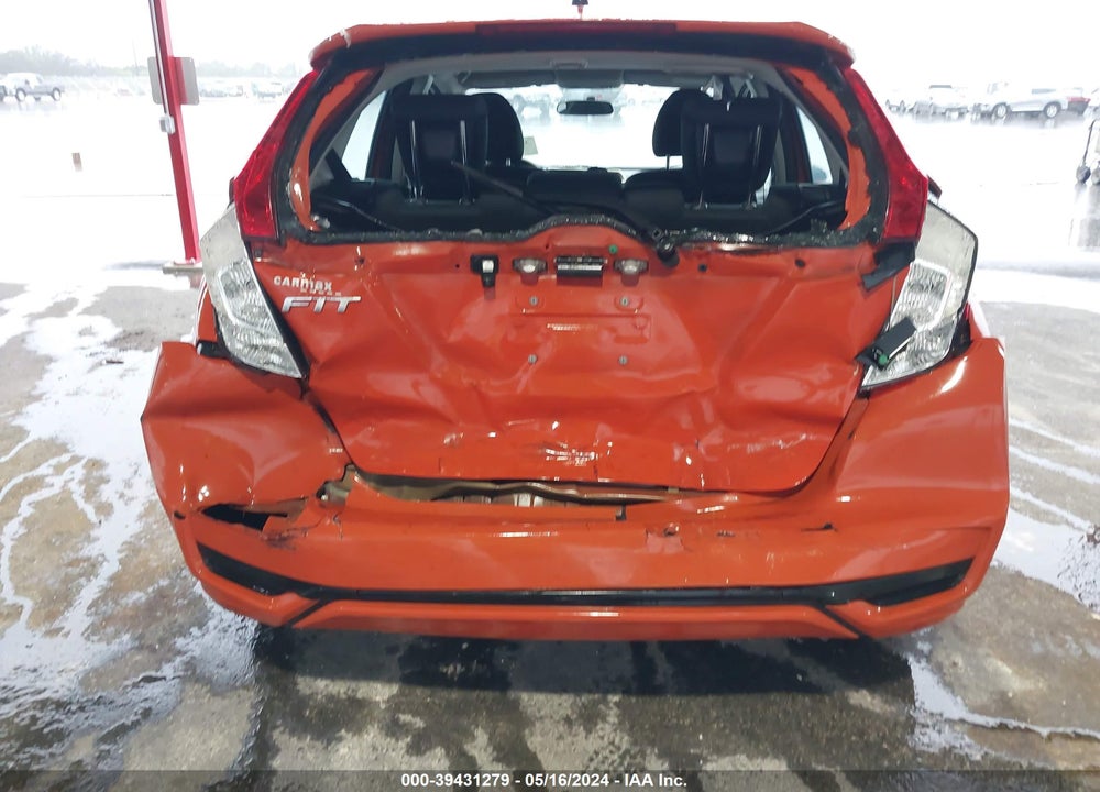 2019 HONDA FIT LX VIN: 3HGGK5H48KM713596