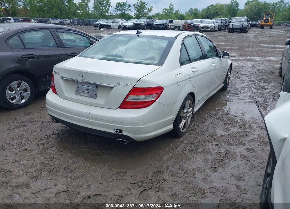 2011 MERCEDES-BENZ C 300 LUXURY 4MATIC/SPORT 4MATIC VIN: WDDGF8BB1BR168843