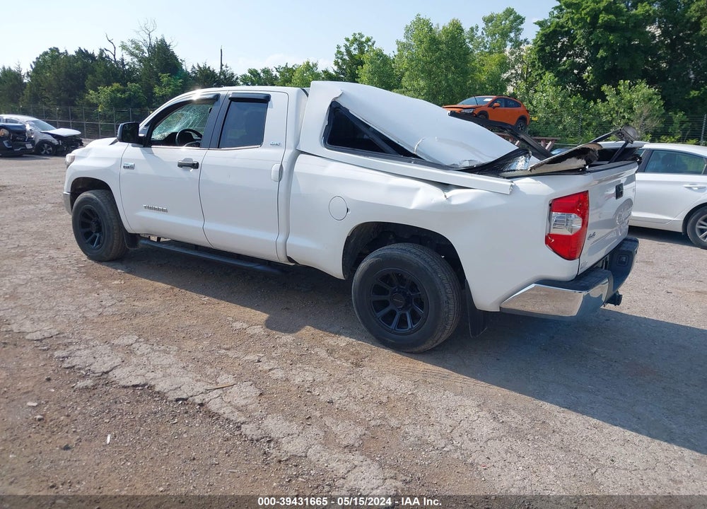 2018 TOYOTA TUNDRA SR5 5.7L V8 VIN: 5TFUW5F19JX773054