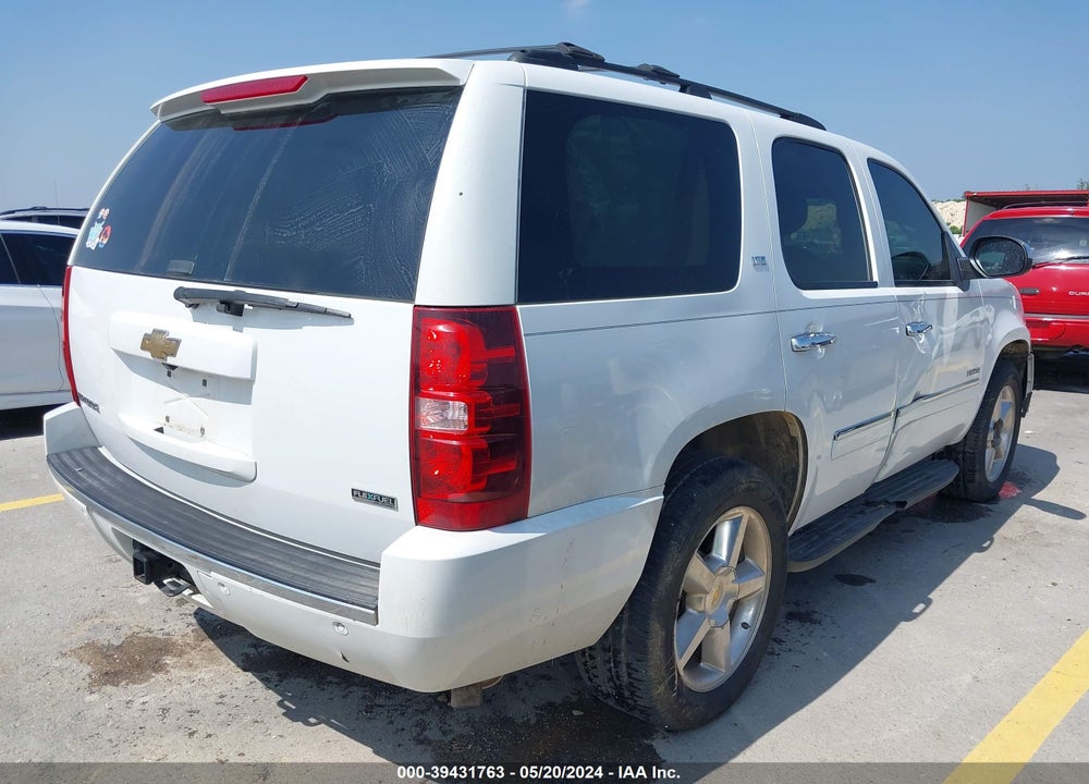 2011 CHEVROLET TAHOE LTZ VIN: 1GNSCCE01BR216617