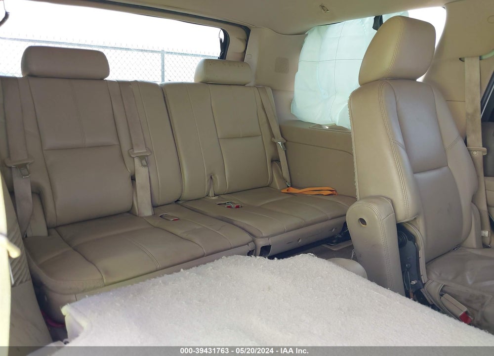 2011 CHEVROLET TAHOE LTZ VIN: 1GNSCCE01BR216617