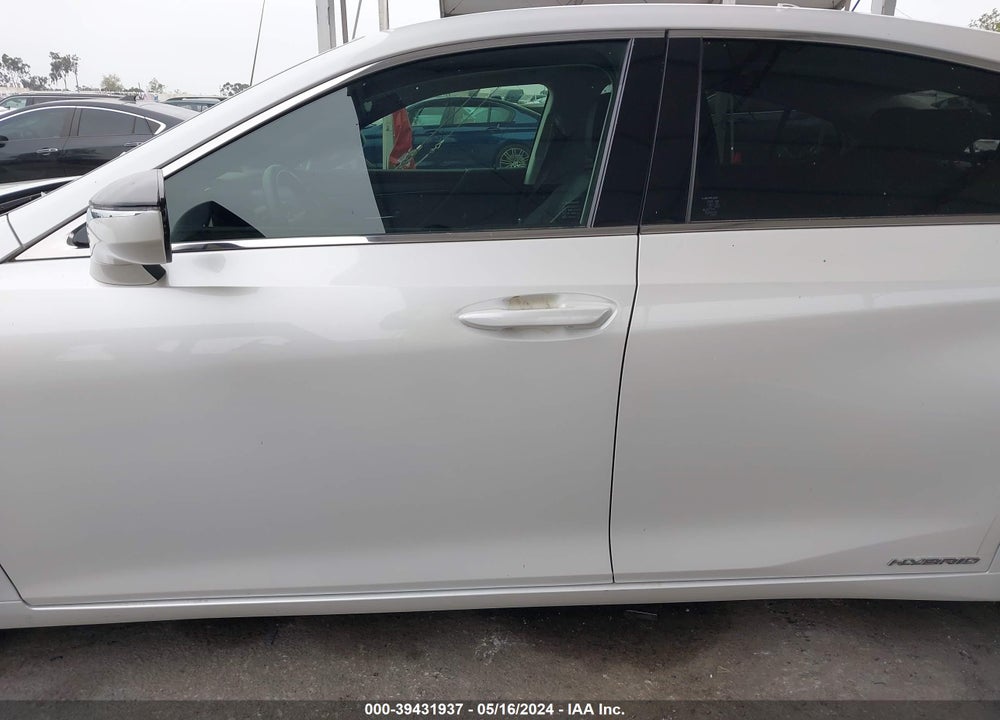2019 LEXUS ES 300H VIN: JTHB21B13K2030386