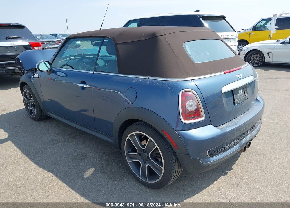 2010 MINI COOPER S VIN: WMWMS3C52ATY08271