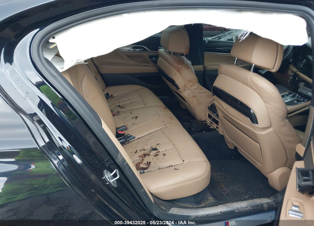 2017 BMW ALPINA B7 XDRIVE VIN: WBA7F2C53HG422537