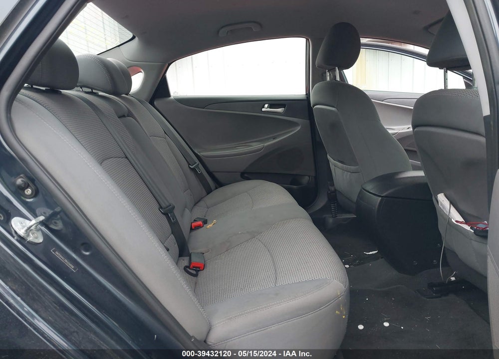 2011 HYUNDAI SONATA VIN: 5NPEB4AC2BH250006