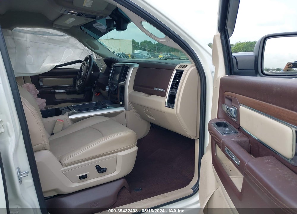 2016 RAM 1500 LAIE VIN: 1C6RR6NT7GS414756