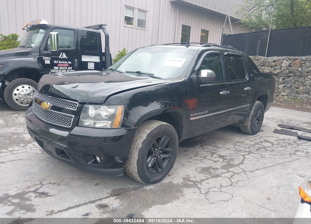 2011 CHEVROLET AVALANCHE 1500 LTZ VIN: 3GNTKGE38BG232323