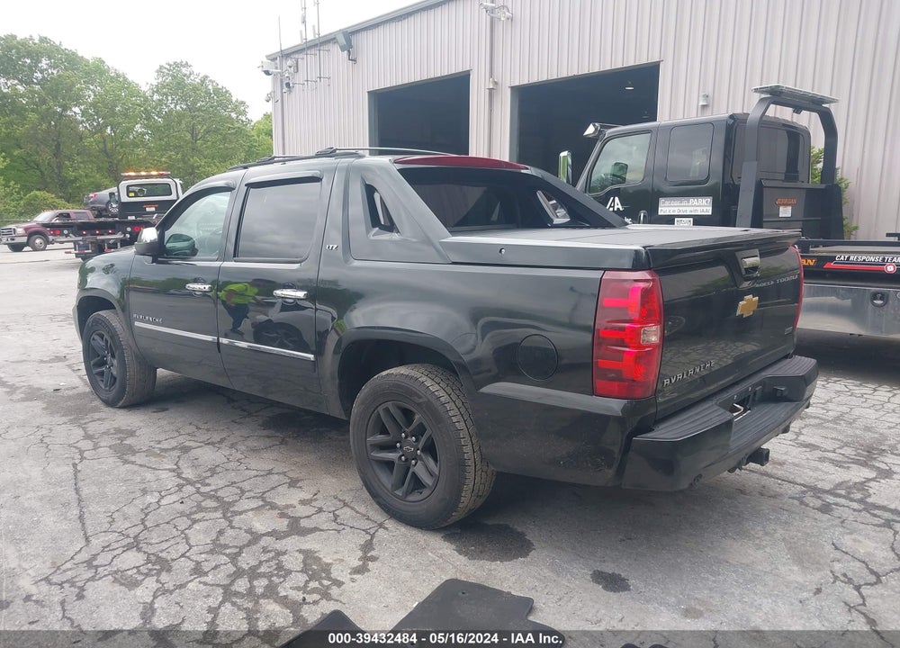 2011 CHEVROLET AVALANCHE 1500 LTZ VIN: 3GNTKGE38BG232323
