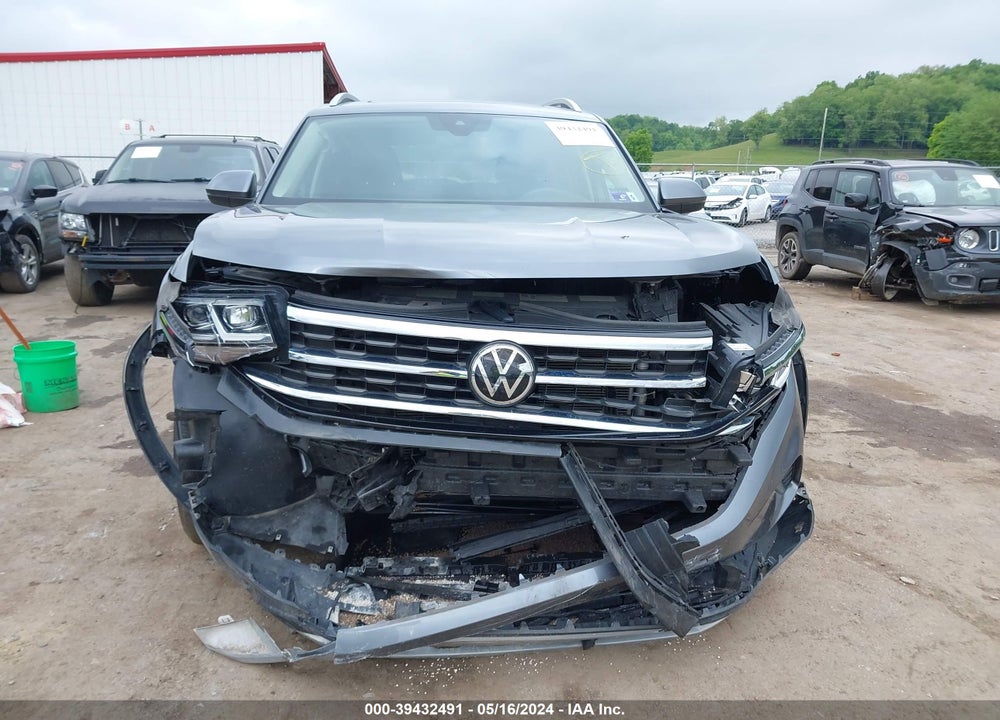 2021 VOLKSWAGEN ATLAS VIN: 1V2BR2CA0MC513847