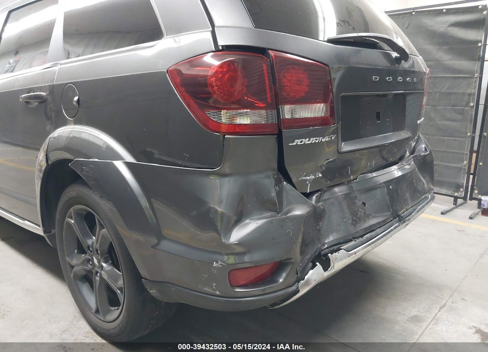2018 DODGE JOURNEY CROSSROAD VIN: 3C4PDCGG5JT322788