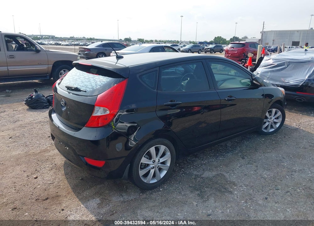 2014 HYUNDAI ACCENT SE VIN: KMHCU5AE1EU188130