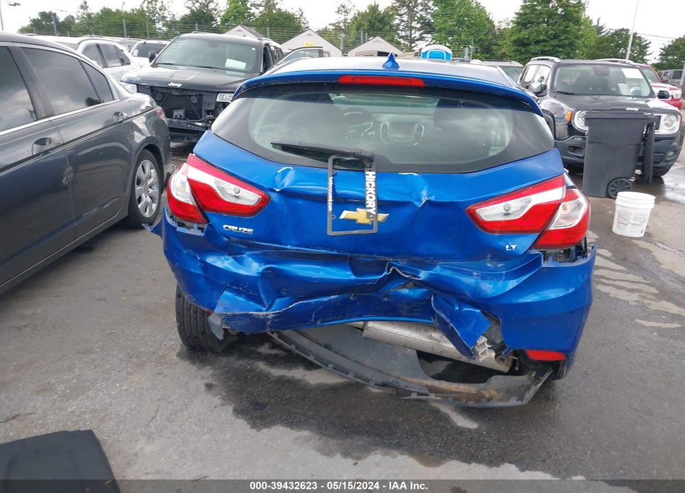 2018 CHEVROLET CRUZE LT AUTO VIN: 3G1BE6SM6JS557978