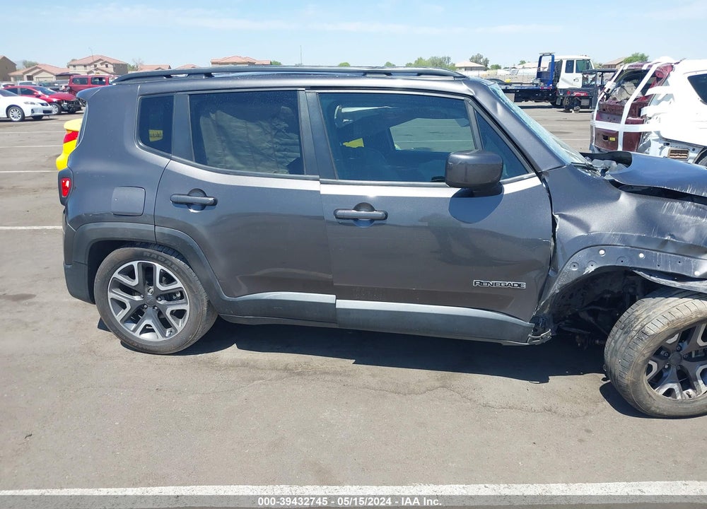 2018 JEEP RENEGADE LATITUDE FWD VIN: ZACCJABB5JPJ31111