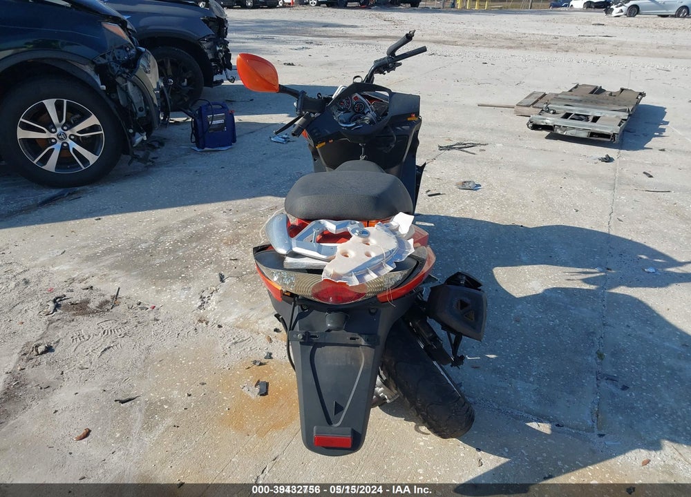 2017 TAIZHOU SCOOTER GATOR 150-F VIN: LYDM7TKH0H1500508