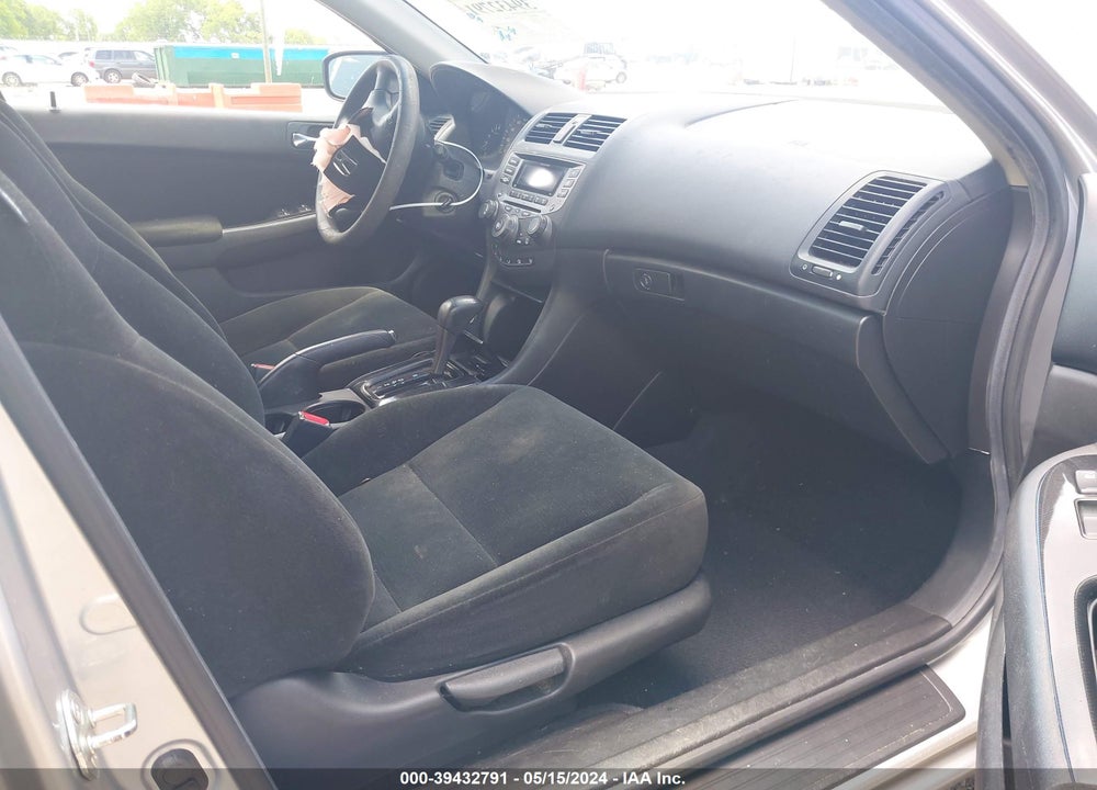 2007 HONDA ACCORD 2.4 SE VIN: 1HGCM56327A209469
