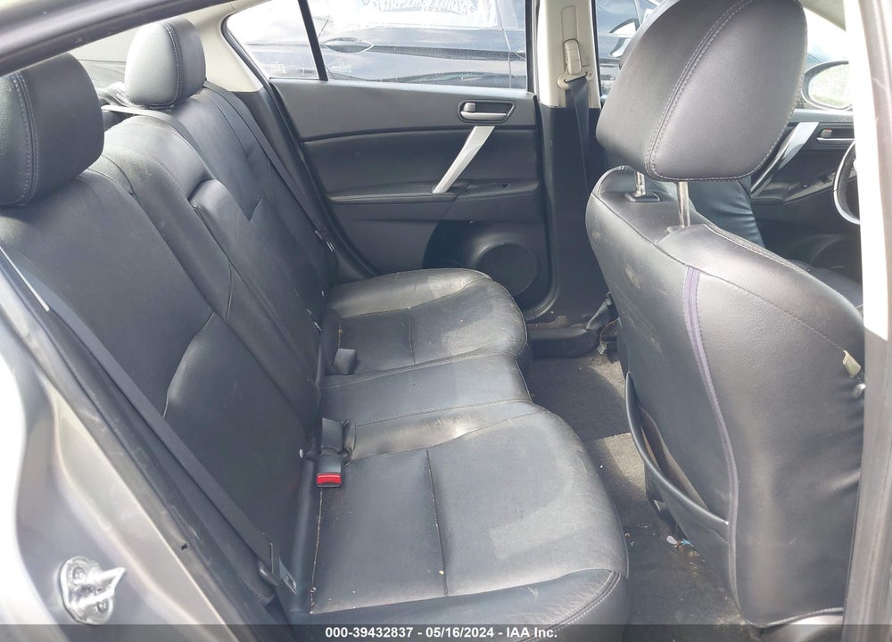 2011 MAZDA 3 S GRAND TOURING VIN: JM1BL1W65B1402000