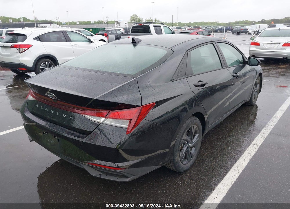 2021 HYUNDAI ELANTRA SEL VIN: KMHLM4AG3MU142938
