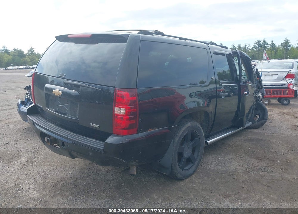2007 CHEVROLET SUBURBAN 1500 LT VIN: 1GNFK16357J171141