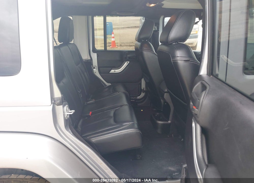 2014 JEEP WRANGLER UNLIMITED SAHARA VIN: 1C4HJWEG7EL188160