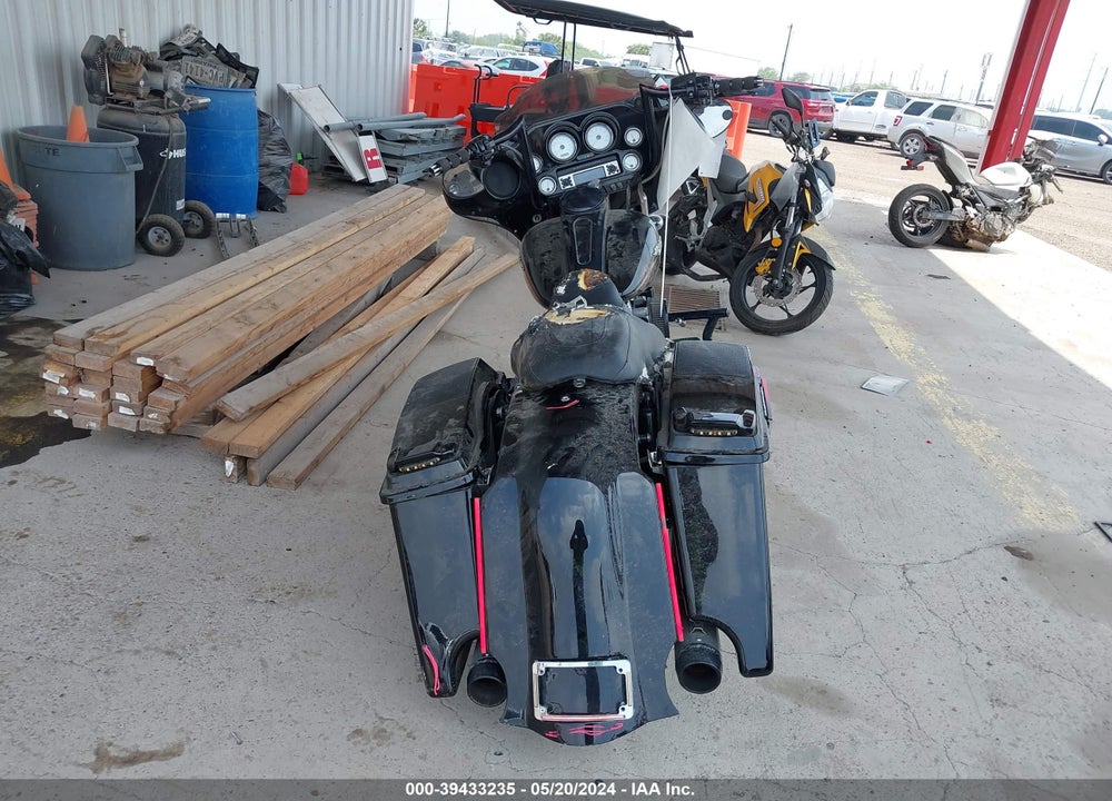 2008 HARLEY-DAVIDSON FLHX VIN: 1HD1KB4148Y691302
