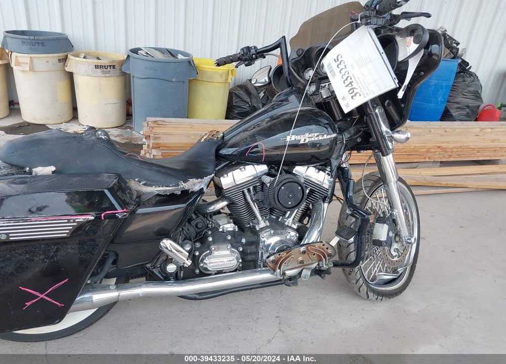 2008 HARLEY-DAVIDSON FLHX VIN: 1HD1KB4148Y691302